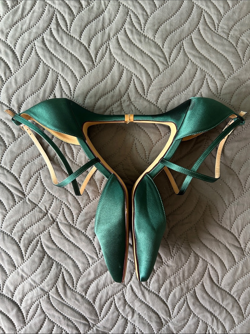 EUC - Gorgeous Jade Green Pointed Toe Ankle Strap Heels - Picture 3 of 10